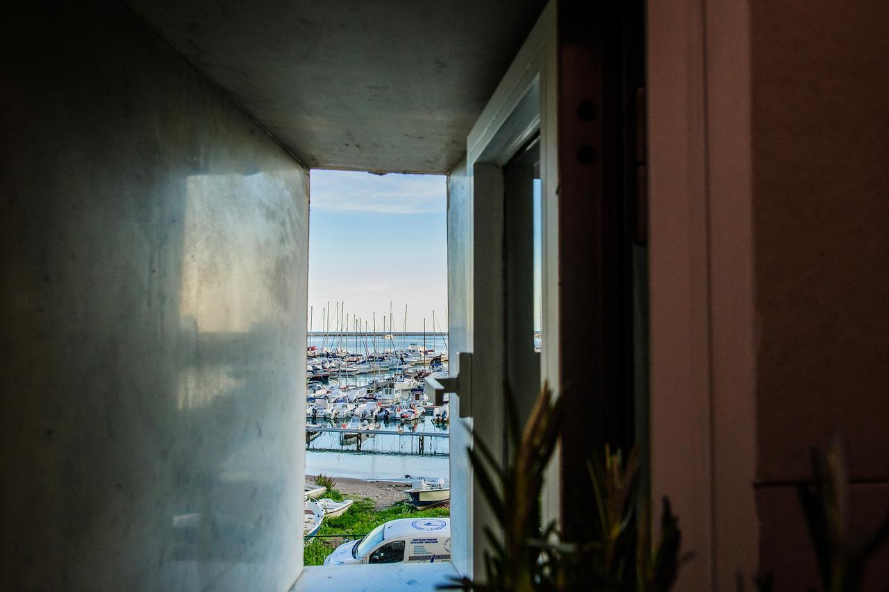 Margherita'S Apartment Салерно Экстерьер фото