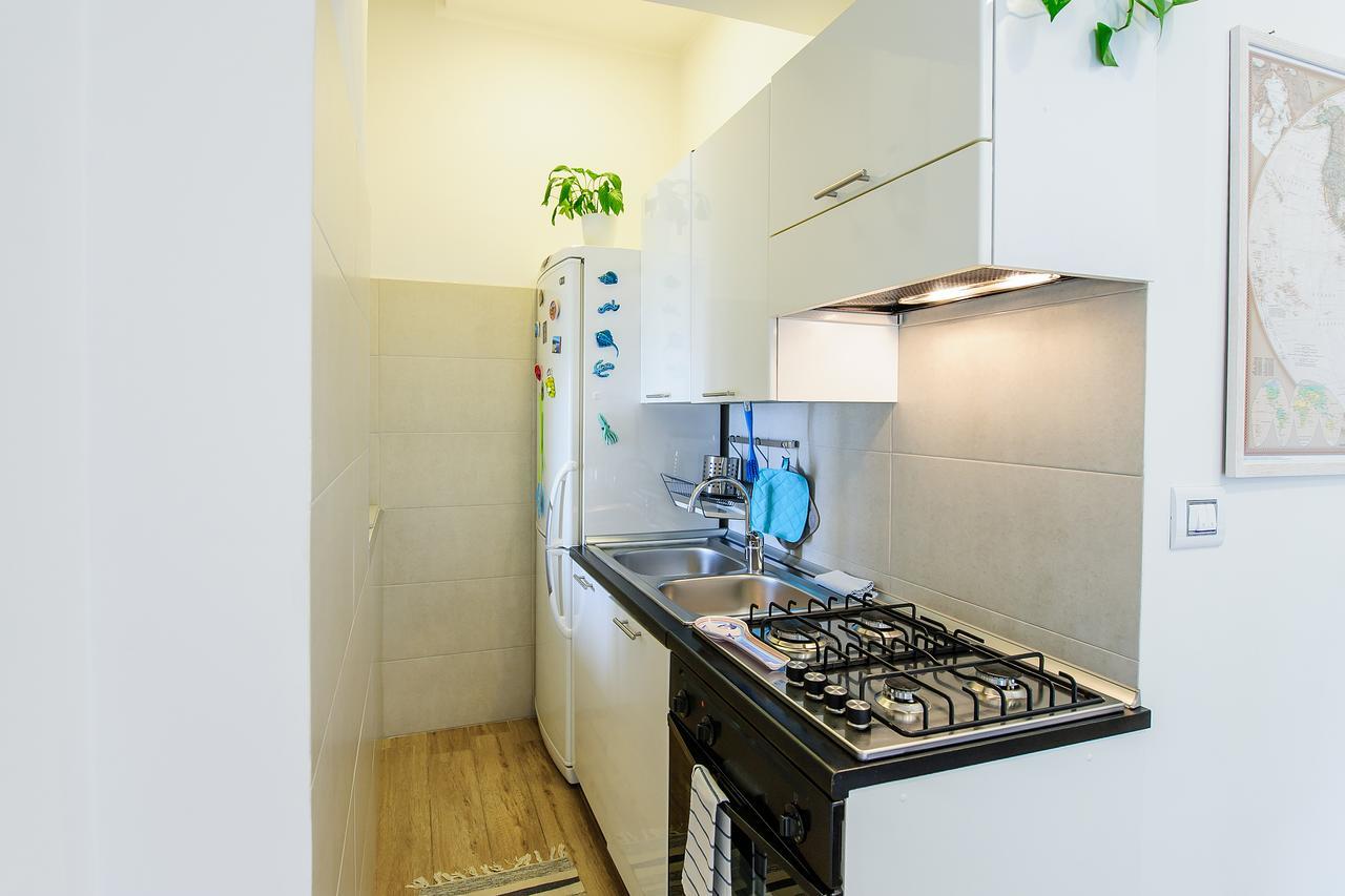 Margherita'S Apartment Салерно Экстерьер фото